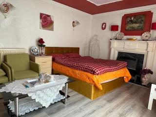NKDR Lodge - Birmingham - 7