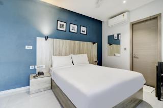 Super Sleek Townhouse Galexia Hotel and Resorts - Bangalore - 1