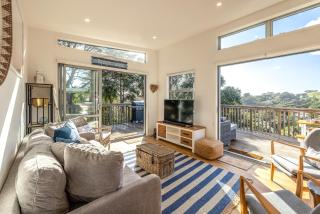 2 sisters at Palm Beach, Waiheke - Palm Beach - 2