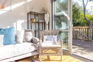 2 sisters at Palm Beach, Waiheke - 3