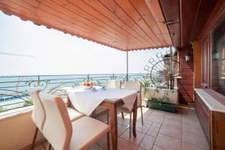 Cheers Lighthouse - Istanbul - 4