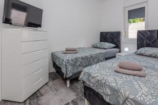 Apartments by the sea Vir - Lozice, Vir - 23515 - Vir - 2