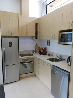 Luxury Direct Lakefront Apartment - Queenstown - 2