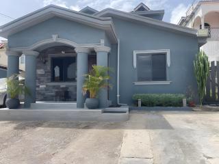 Yaad IV - Montego Bay - 5