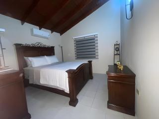 Yaad IV - Montego Bay - 1