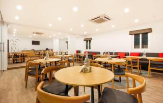 Super Townhouse THE CINCO HOTEL NEAR ESI HOSPITAL ( SR NAGAR) - Ameerpet - 6