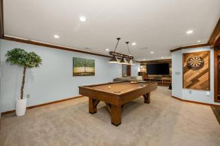 Spacious Rustic House - 2