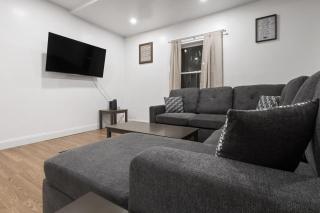 Large 5BR 2BA just minutes from the Falls - Cataratas do Niágara - 0