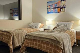 2-bedroom ensuite, close to city, comfortable, accessible with own parking - Christchurch - 1