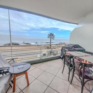 HABITACIONES con o sin baño privado, ESPACIOS semi privados o compartidos en DEPARTAMENTO COMPARTIDO, full equipado, primera fila, 2do piso, TERRAZA - PISCINA - 2
