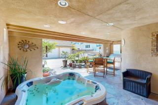 Coastal 3-Bedroom with Hot Tub and Ocean View - Carlsbad - 7
