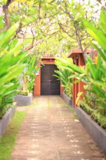 Romantic Private Villas Kuta Bali - 4