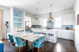 2 Lux Homes Huge Rooftop 2mi to DT Sleeps 24 - Nashville - 5