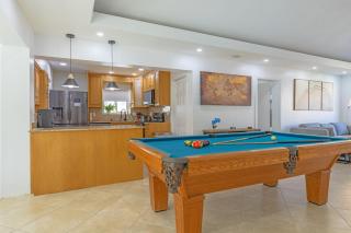 King Bed Pool Near Airport, Beach & Casino - Dania Beach - 7