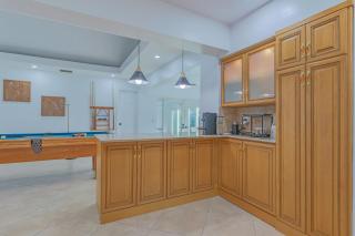 King Bed Pool Near Airport, Beach & Casino - Dania Beach - 5