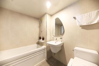 Brighton Hotel - 1