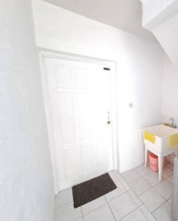 Tasteful Apartment in Rockley! - Bridgetown - 1