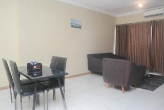 Comfort and Elegant 2BR at Grand Palace Kemayoran Apartment By Travelio - Jakarta - 2