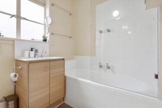 Sophisticated East Melbourne Retreat - Melbourne - 4