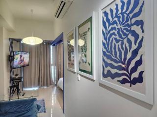 Cosy Suite Uptown Parksuites with Balcony Ultra fast wifi 250mbps - Manila - 3