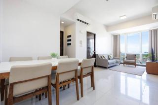Furnished 2BR Top Floor Condo Minutes to Beach with Amazing Sea View, Netflix, WiFi and Pool Access - 1