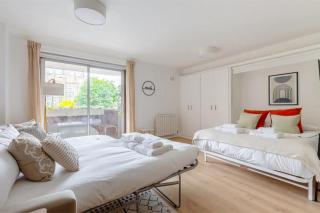 Refurbished Kensington Studio with Balcony near Tube - Londra - 2