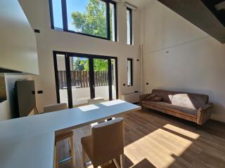 Mezzago Royal Suites - - 2