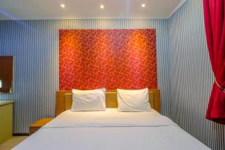 Lush 3BR Residence at Grand Palace Kemayoran Apartment By Travelio - Jakarta - 9