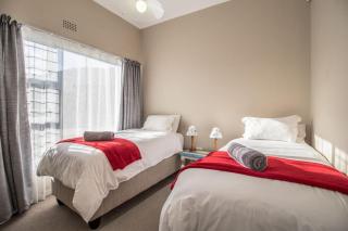 Mocha Bay House by the Sea - Bettyʼs Bay - 8