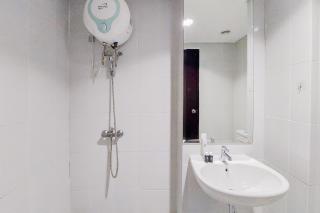 Comfort and Cozy Stay Studio Casa de Parco Apartment By Travelio - Tangerang - 2