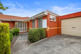 Modern Comfort in Preston - 8
