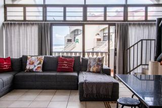 Uvongo Cabana 15A - 8