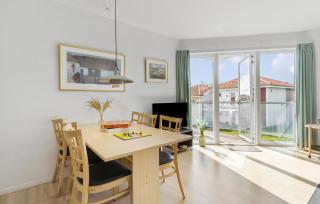 2 Bedroom Amazing Apartment In Gudhjem - Gudhjem - 5