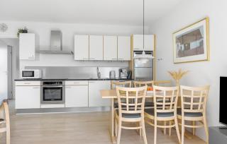 2 Bedroom Amazing Apartment In Gudhjem - Gudhjem - 4