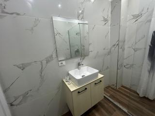 City Center 1 Bedroom Apartment - Durazzo - 1