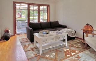 3 Bedroom Nice Home In Motala - 8