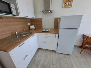 Appartement rénové 2024, face à la mer, parking privé, terrasse, idéal famille! - FR-1-326-620 - Le Castellas - 6