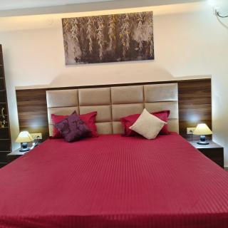 Narayan Palace- Luxury Homestay - Varanasi - 5