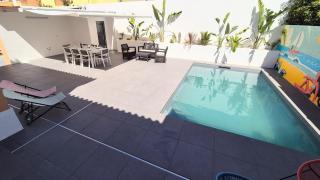 Big house with pool - 5 min walk to beach - Costa da Caparica - 5