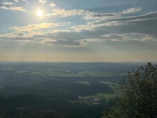 Landhaus-Villa auf dem Berg - 4