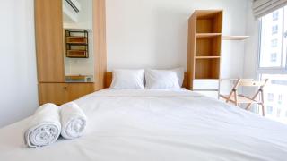 Good Choice and Homey Studio Tokyo Riverside PIK 2 Apartment By Travelio - Rawalembang - 9