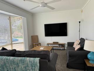 Welcome to Jim's Place! - Perth - 1