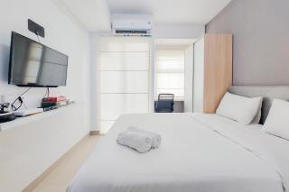 Comfy and Minimalist Studio at Serpong Garden Apartment By Travelio - 8