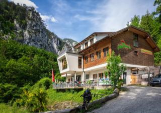 Wild Glamping in the Vienna Alps - 2