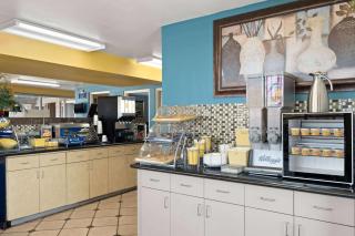 Days Inn by Wyndham Conway - Conway - 0