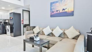 EaseMyTrip - Elegant Canal-View 1BR Apt in the Heart of Dubai - Dubai - 4