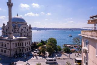 Contemporary Waterfront Apt with a Stunning View - Istanbul - 1
