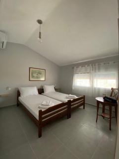 Sofia's maisonette - Paralia Dionisiou - 4