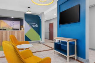 Spark by Hilton Minot - 6