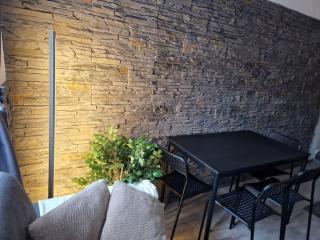 Authentic City Life - 6